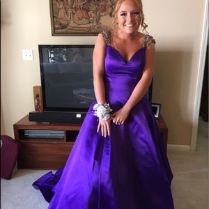 sherri hill prom dress